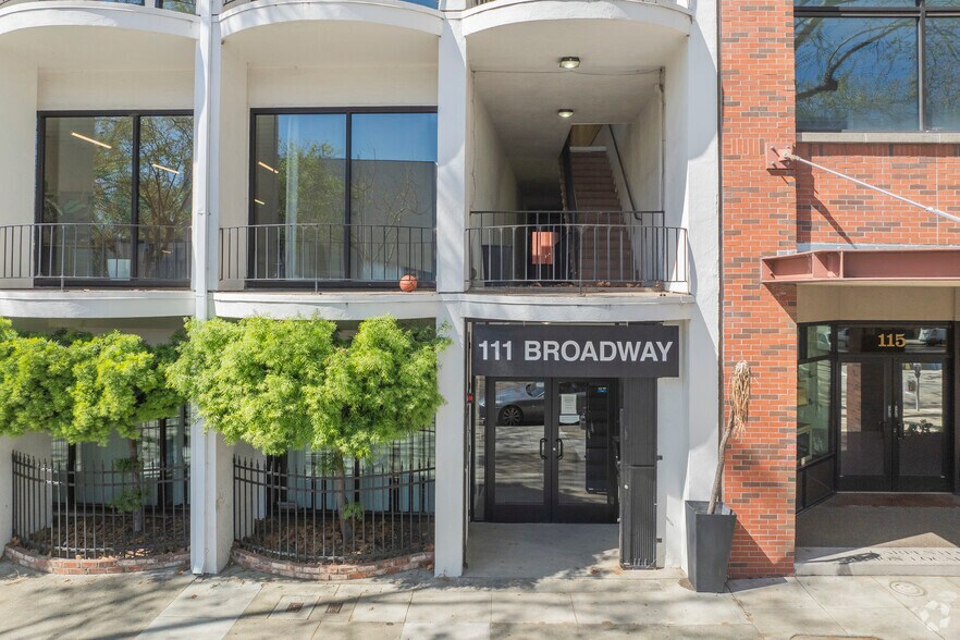 111 Broadway, Oakland, CA à vendre - Photo du bâtiment - Image 3 de 33