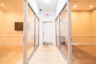 Plus de détails pour 2047 NW 24th Ave, Miami, FL - Industriel à vendre