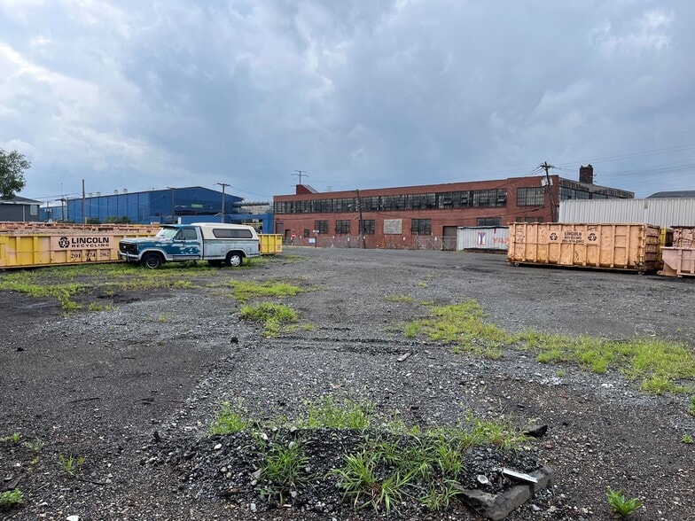 4800 Dell Ave, North Bergen, NJ à louer - Photo du bâtiment - Image 2 de 5