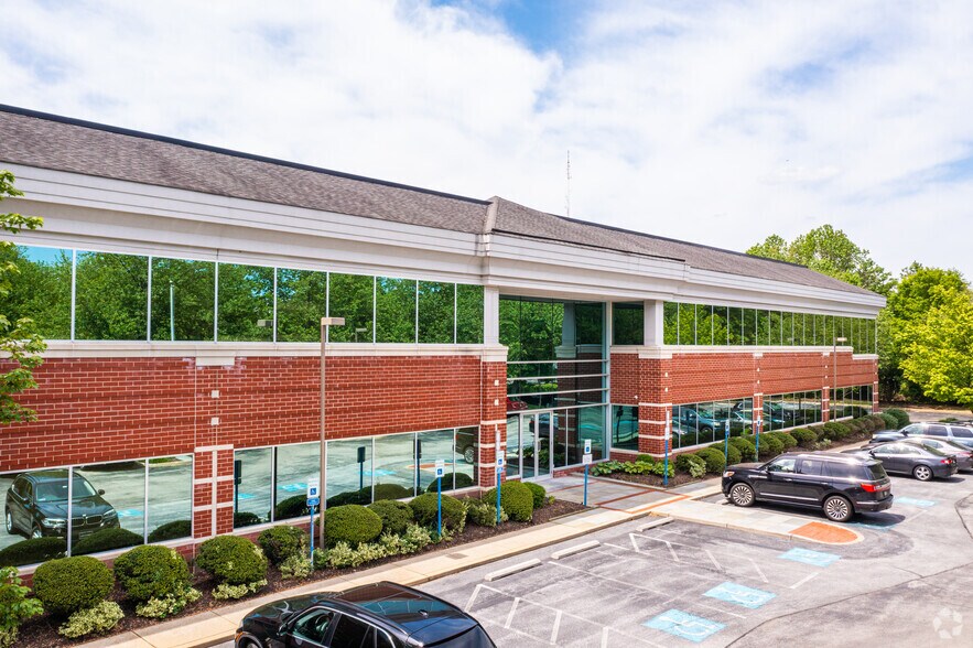 10 Campus Blvd, Newtown Square, PA à vendre - Photo du bâtiment - Image 2 de 10
