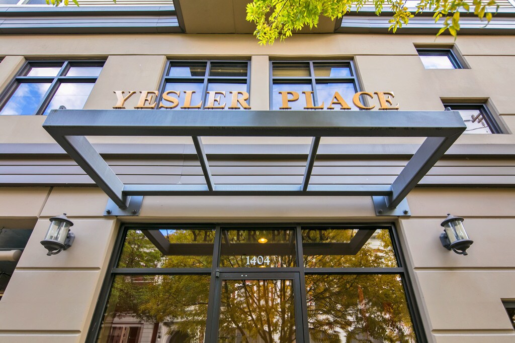 1404 E Yesler Way, Seattle, WA à louer Photo principale- Image 1 de 11