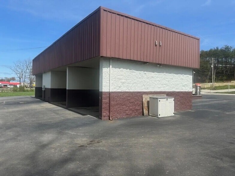 10326 Battlefield Memorial Hwy, Berea, KY à vendre - Photo du bâtiment - Image 3 de 4