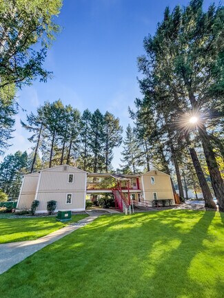 Plus de détails pour 510 Schumacher, Cave Junction, OR - Multi-résidentiel à vendre