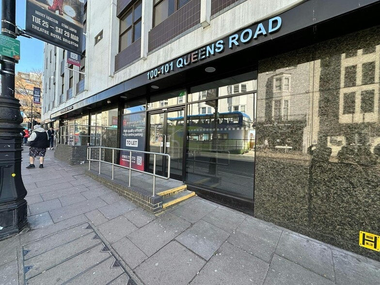 96-101 Queens Rd, Brighton for lease - Building Photo - Image 2 of 47