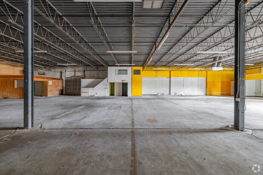 50 Hulmeville Ave, Penndel, PA à vendre - Photo intérieure - Image 3 de 20