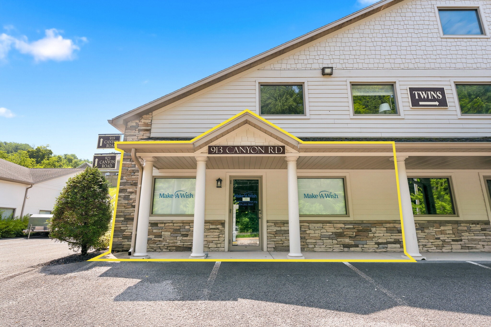 913-921 Canyon Rd, Morgantown, WV for lease Interior Photo- Image 1 of 9