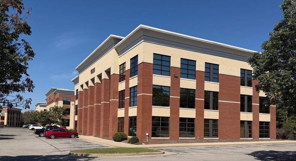 1020 Monarch St, Lexington, KY for sale - Building Photo - Image 2 of 19