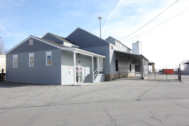 More details for 36 Walnut St, Thurmont, MD - Flex for Lease