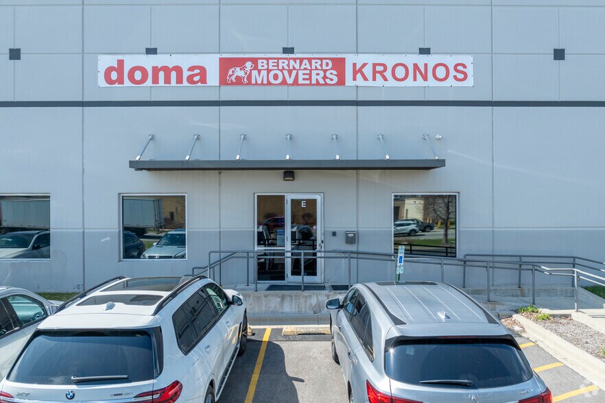 1502 N 25th Ave, Melrose Park, IL à louer - Photo du bâtiment - Image 3 de 8