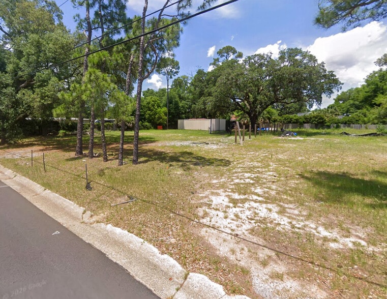 35 W Avery St, Pensacola, FL for sale - Building Photo - Image 2 of 3