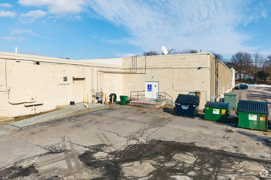 4174 Lakeville Rd, Geneseo, NY for lease - Building Photo - Image 2 of 3