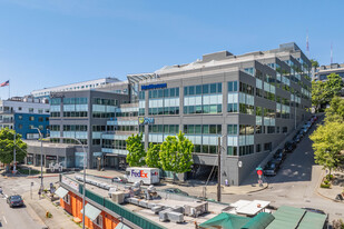 West Lake Union Office Center - Services immobiliers commerciaux