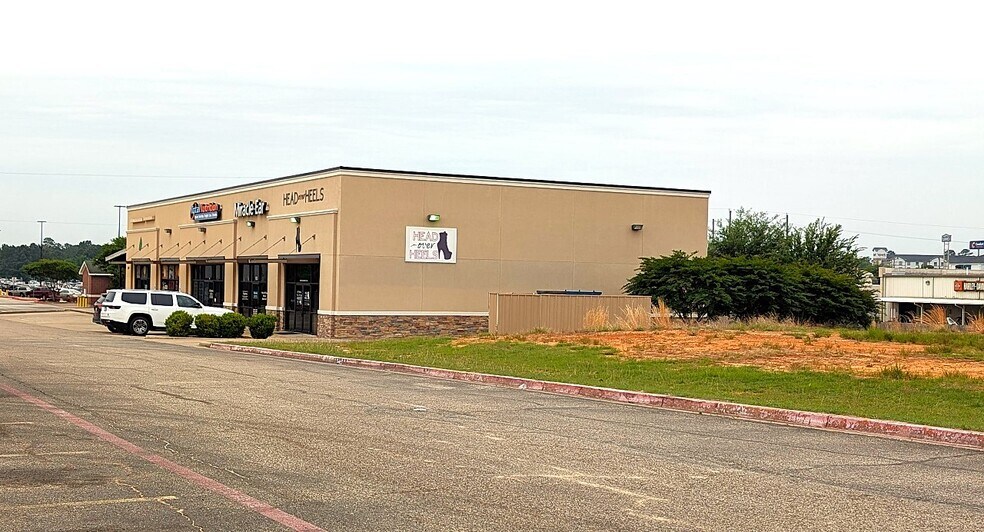 1009 Wal St, Longview, TX for sale - Building Photo - Image 2 of 2