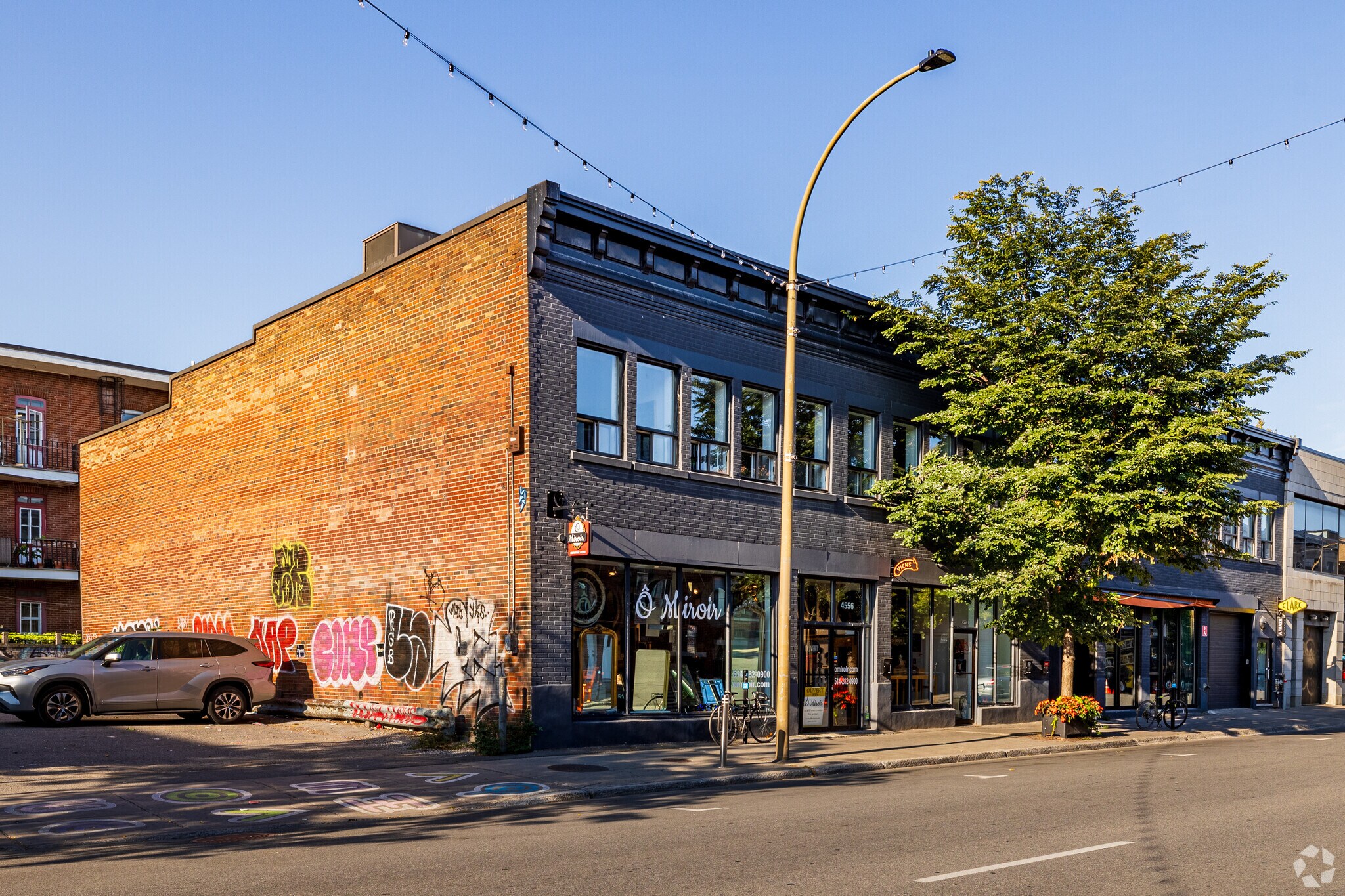 4556-4560 Boul Saint-Laurent, Montréal, QC à vendre Photo du bâtiment- Image 1 de 1