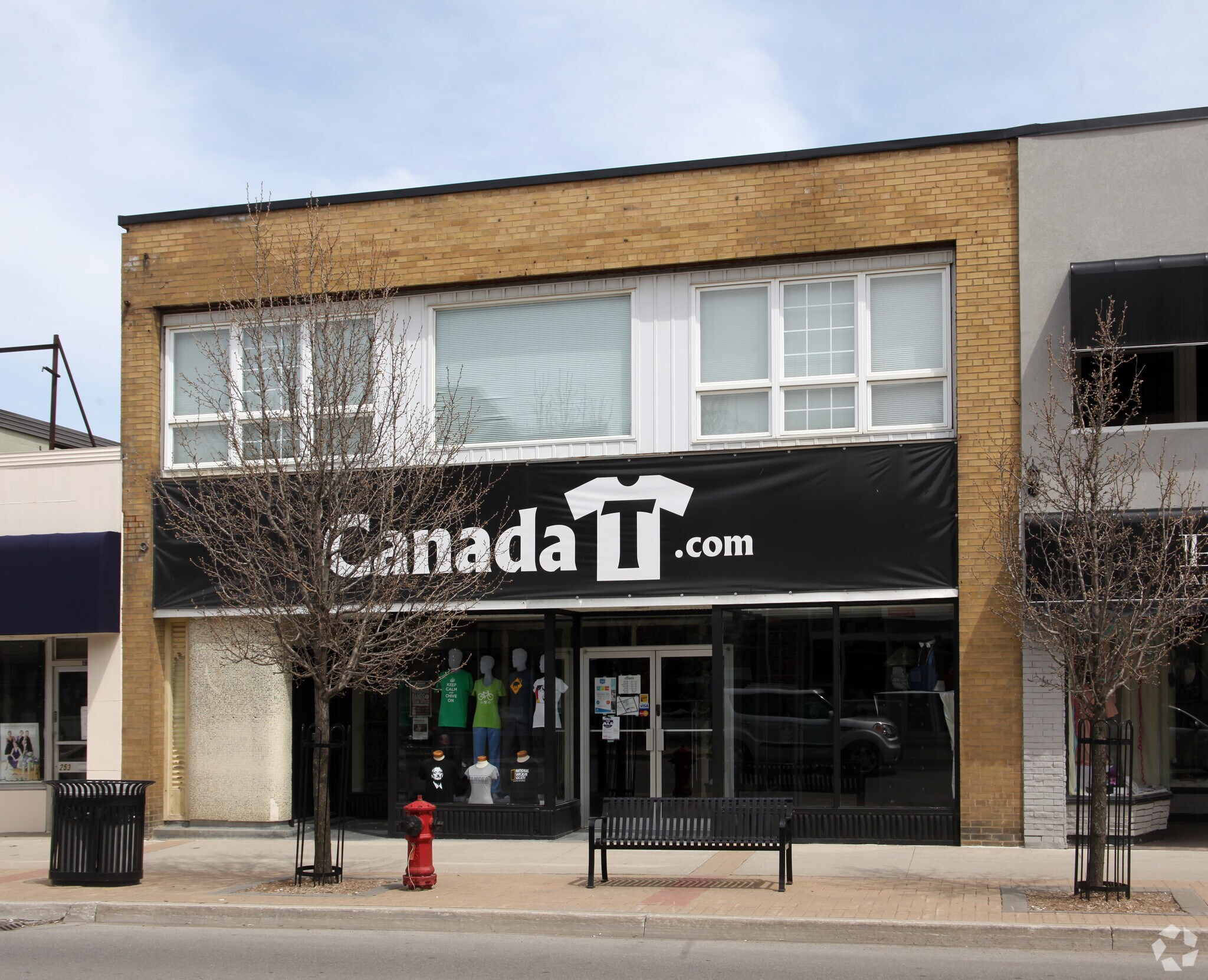 255-257 Main St S, Newmarket, ON à vendre Photo principale- Image 1 de 1