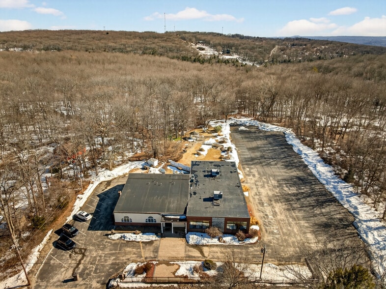 1146 Spindle Hill Rd, Wolcott, CT for sale - Aerial - Image 3 of 21