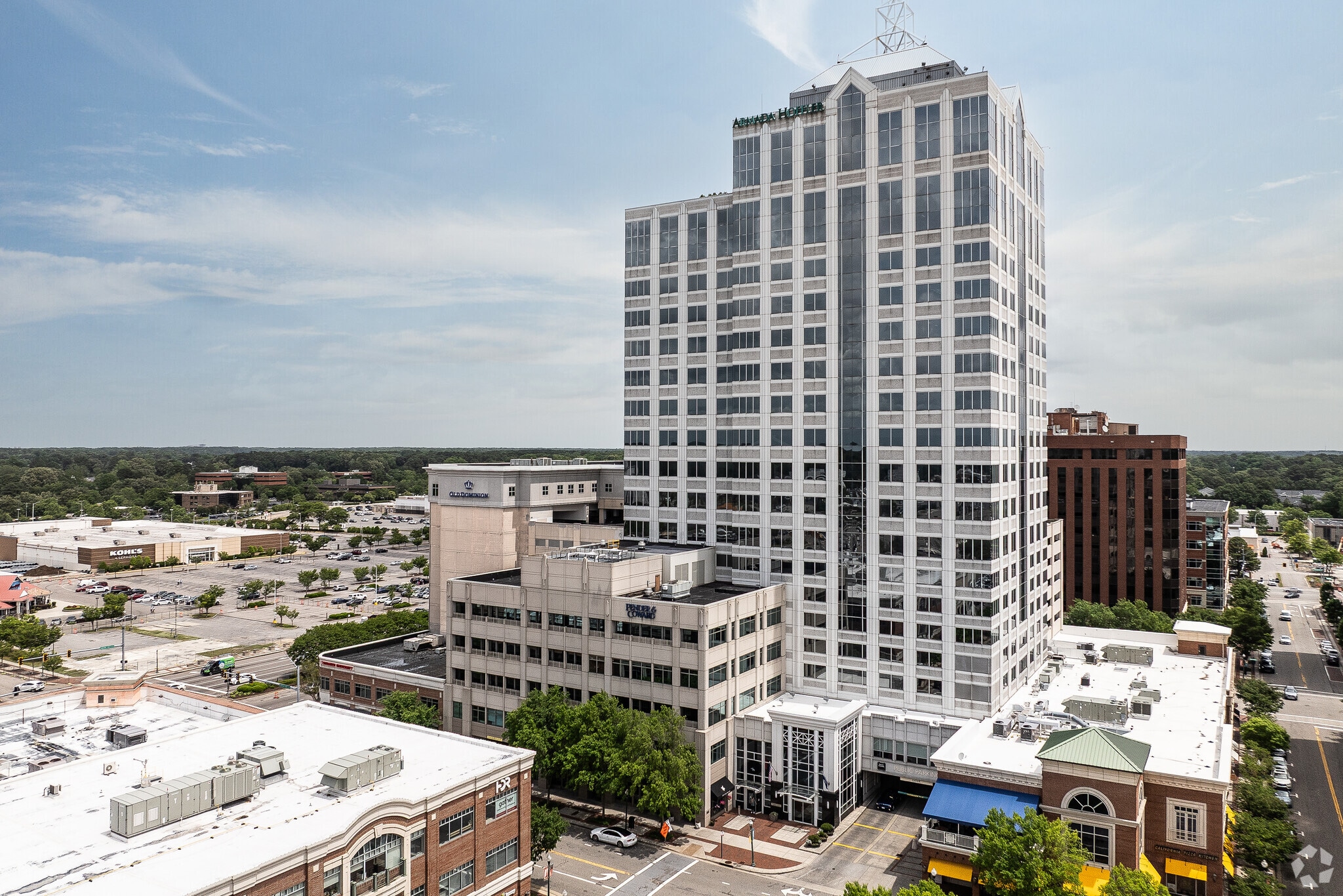 222 Central Park Ave, Virginia Beach, VA for lease Building Photo- Image 1 of 9