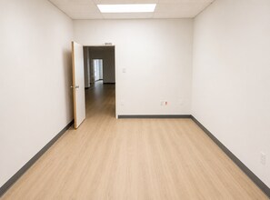 1373 Broad St, Clifton, NJ for lease Interior Photo- Image 2 of 4