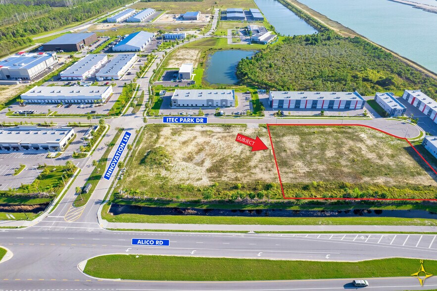 12291-12311 Itec Park Dr, Fort Myers, FL à vendre - Photo principale - Image 2 de 6