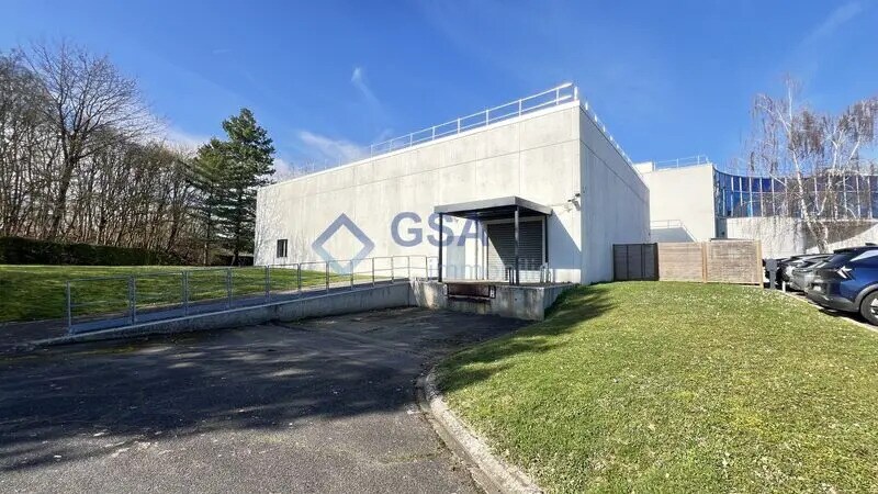 Flex dans Évry-Courcouronnes à louer - Photo du bâtiment - Image 1 de 13