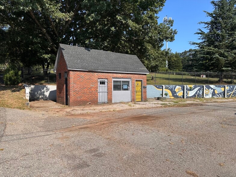 798 Stone Ave, Greenville, SC for sale - Building Photo - Image 1 of 5