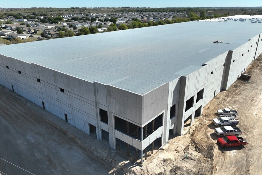 San Marcos Business Park, San Marcos, TX à vendre - Photo de construction - Image 2 de 4