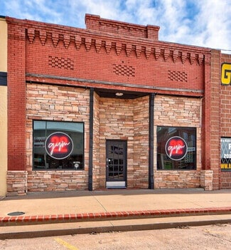 Plus de détails pour 210 Main st, Minco, OK - Commerce de détail à vendre