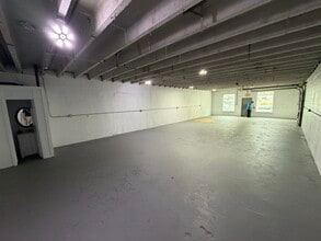 518 N G St, Lake Worth Beach, FL for lease Interior Photo- Image 2 of 2