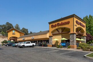Plus de détails pour 40208 Highway 41, Oakhurst, CA - Commerce de détail à louer