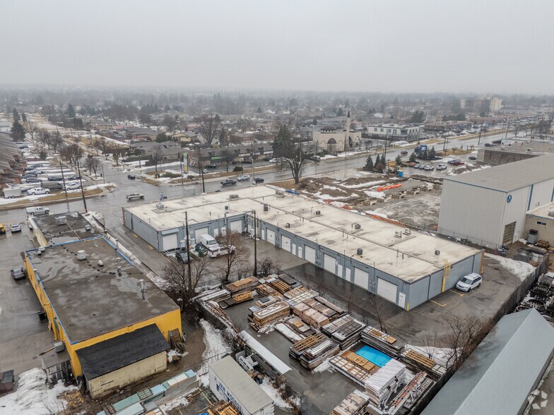 221 Barton St, Stoney Creek, ON à louer - Aérien - Image 2 de 2