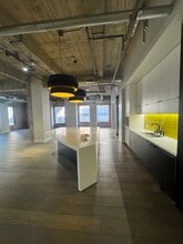523 W 6th St, Los Angeles, CA for lease Interior Photo- Image 2 of 4
