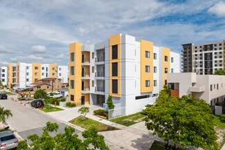 Plus de détails pour 909 E 24th St, Hialeah, FL - Multi-résidentiel à vendre