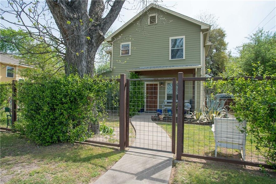 3304 E 5th St, Austin, TX à vendre - Photo du bâtiment - Image 1 de 1