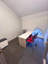 30 N Lincoln St, Batavia, IL for lease Interior Photo- Image 2 of 50