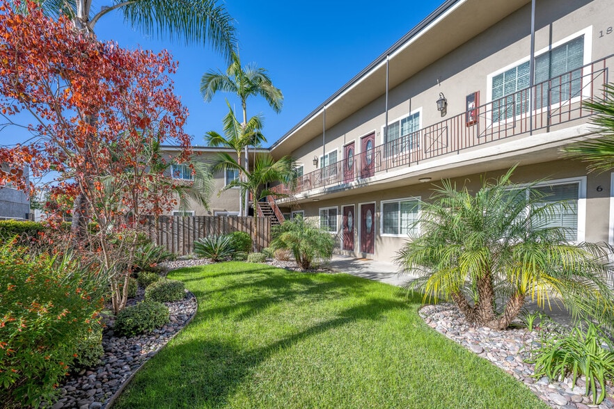 276 S Sierra Madre Blvd, Pasadena, CA for sale - Building Photo - Image 3 of 14