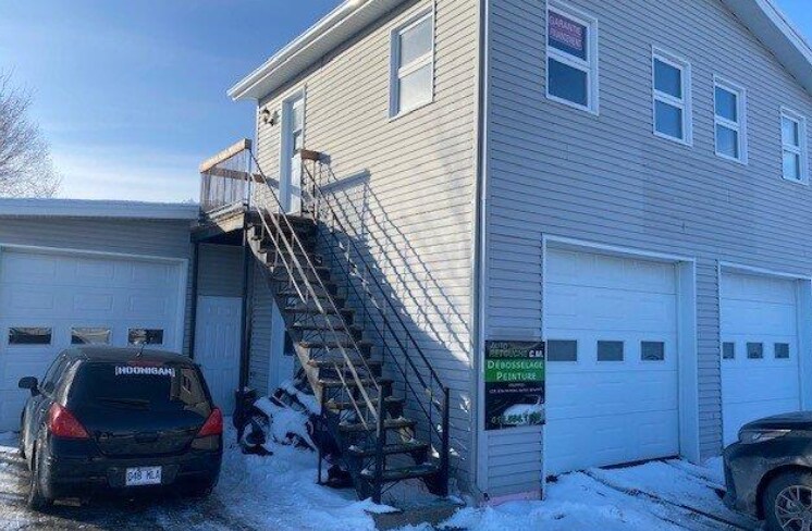 1229 Boul Raymond, Québec, QC à vendre Photo principale- Image 1 de 1