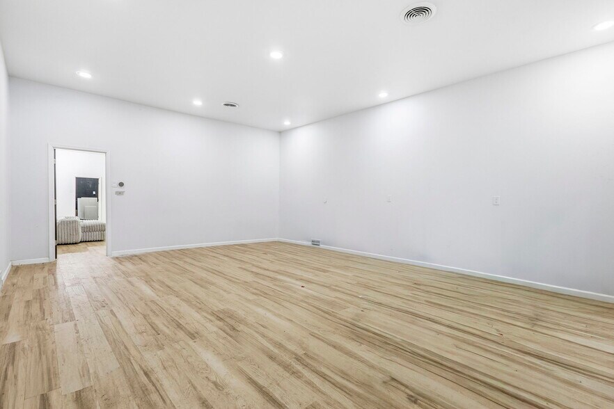 19147 Joy Rd, Detroit, MI à vendre - Photo du bâtiment - Image 3 de 15