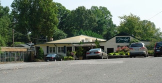 More details for 102 Bishop St, Winston-Salem, NC - Retail for Sale