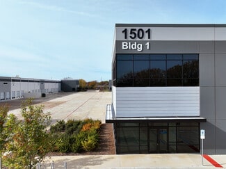 Plus de détails pour 1501 N Mayhill Rd, Denton, TX - Industriel à louer