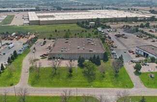Plus de détails pour 4500 Valley Industrial Blvd S, Shakopee, MN - Flex à vendre