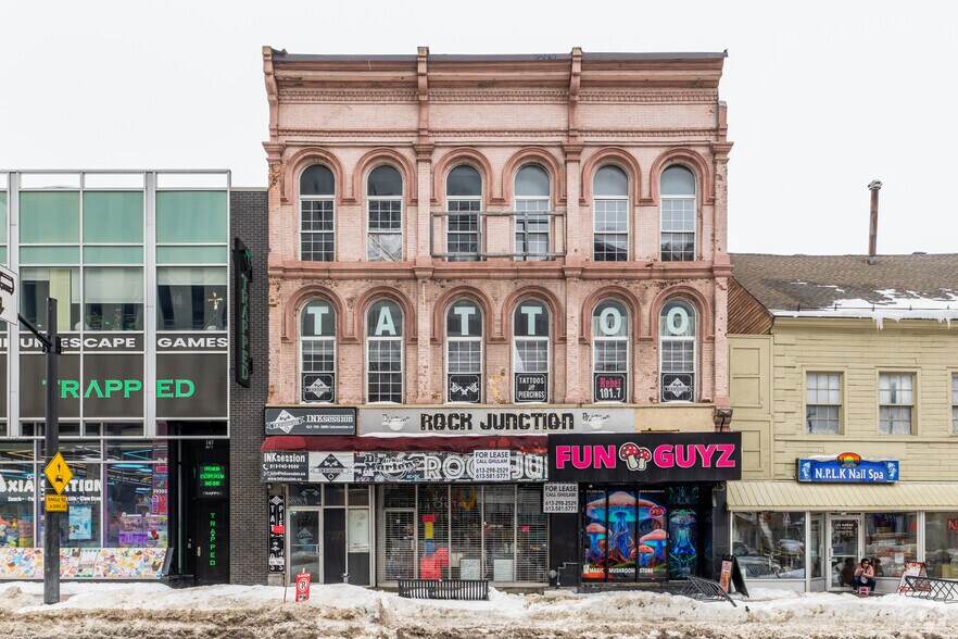 149-151 Rideau St, Ottawa, ON à louer - Photo du bâtiment - Image 2 de 2