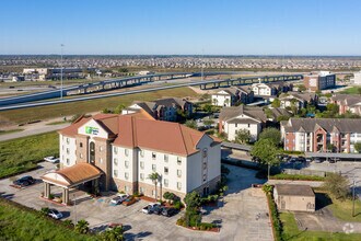 2440 Gulf Fwy, Texas City, TX - AERIAL map view