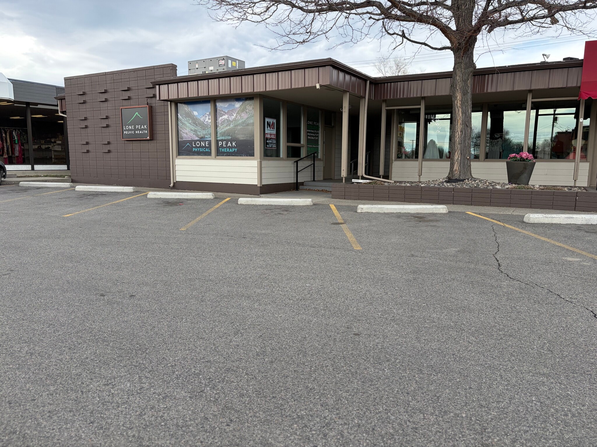 1739 Grand Ave, Billings, MT for lease Primary Photo- Image 1 of 6