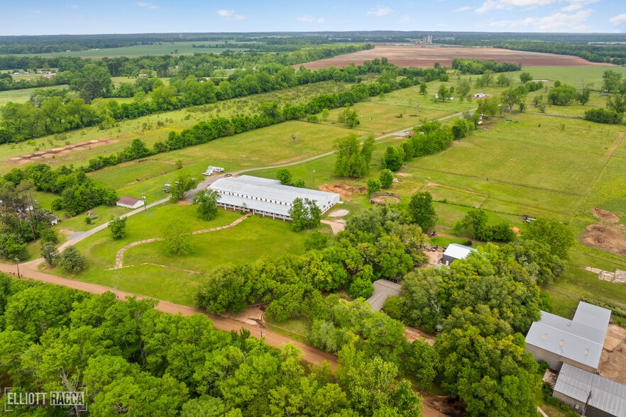 1785 Old River Rd, Natchitoches, LA à vendre - Photo du bâtiment - Image 3 de 92