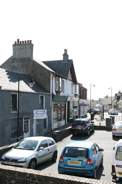 13 Main St, Kilmaurs à louer - Photo du bâtiment - Image 2 de 4