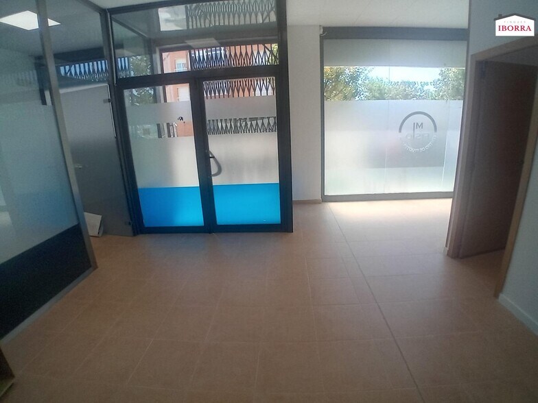 Retail in Tordera, Barcelona for lease - Interior Photo - Image 2 of 2