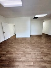 72880 Fred Waring Dr, Palm Desert, CA for lease Interior Photo- Image 2 of 7