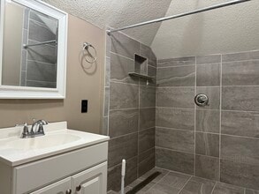 581 W Main St, Spartanburg, SC for lease Interior Photo- Image 2 of 10