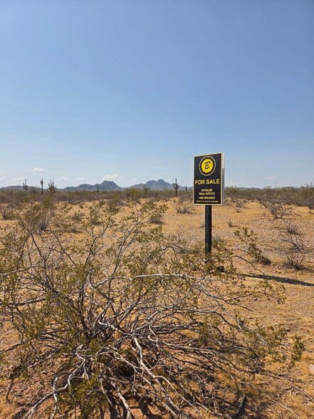 308xx Carlise Rd, Wickenburg, AZ for sale - Primary Photo - Image 1 of 6