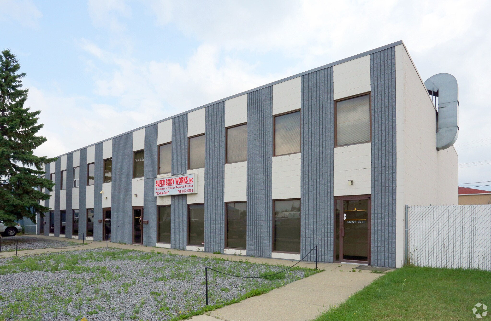 12907 53rd St NW, Edmonton, AB à vendre Photo principale- Image 1 de 1